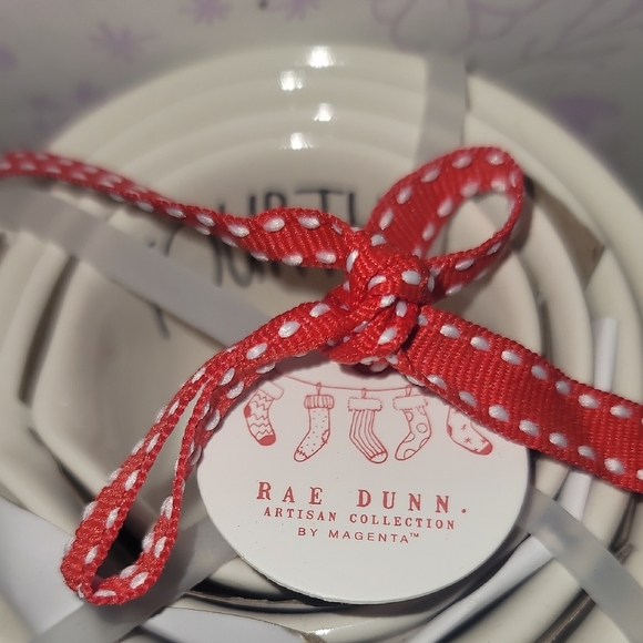 Rae Dunn White Candy Cane measuring Cups - Picture 2 of 4